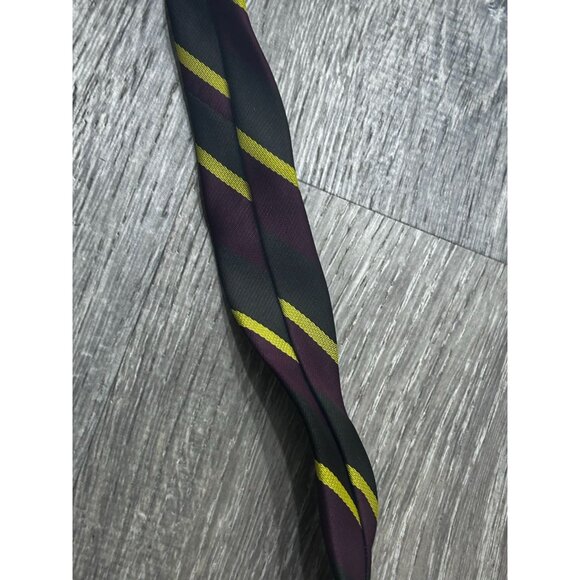 Giuseppe Neck Tie For Men's One Size Yellow Diagonal Stripes on Black - Picture 6 of 8